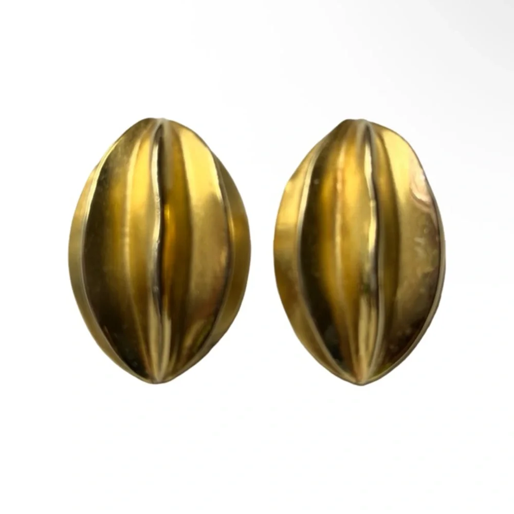 Givenchy Gold Earrings - Picture 4 of 11